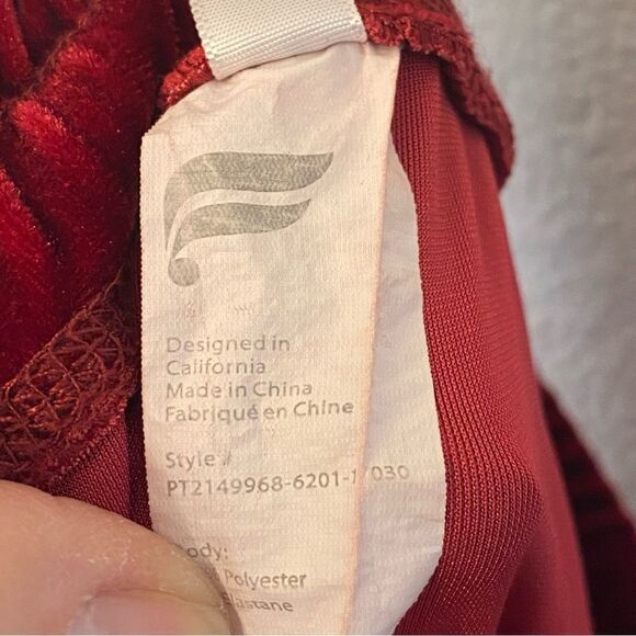 Fabletics Daria Luxe Velour stretch pull on Jogger cherry burgundy red Small - Picture 9 of 12